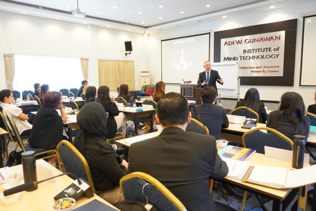 Teknik, Kesadaran, dan Batas Metode: Sebuah Tinjauan Kritis bagi Praktik Penyembuhan