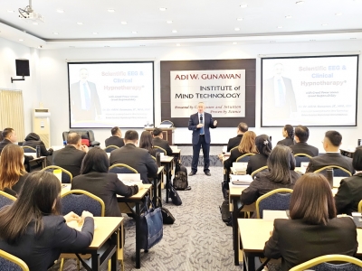 Standar Keberhasilan Pengajar Hipnoterapi